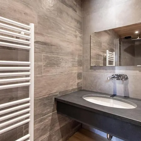 Apartment Cosy Avec Sauna Et Spa, Pied Des Pistes - Fr-1-467-141 Le Grand-Bornand