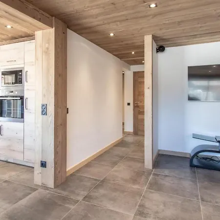 Apartment Cosy Avec Sauna Et Spa, Pied Des Pistes - Fr-1-467-141 *
